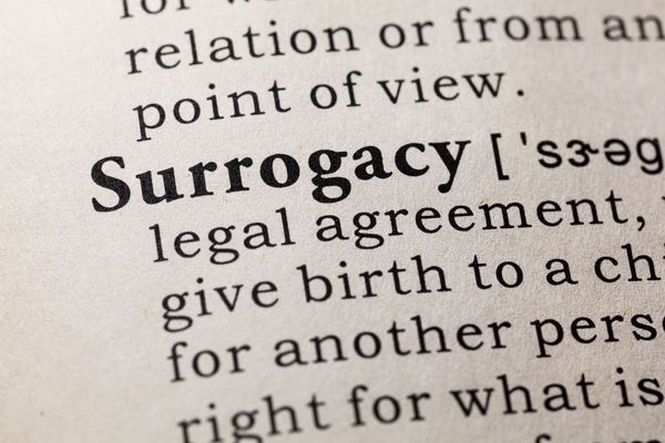 surrogacy-dictionary-definition-img